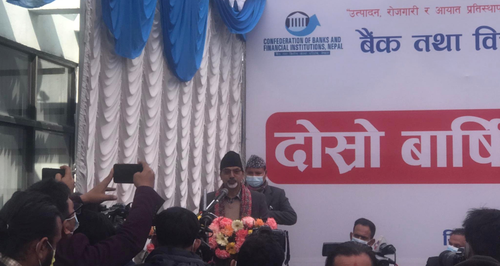 अब मुलुकले लकडाउन थेग्न सक्दैनः  अर्थमन्त्री शर्मा