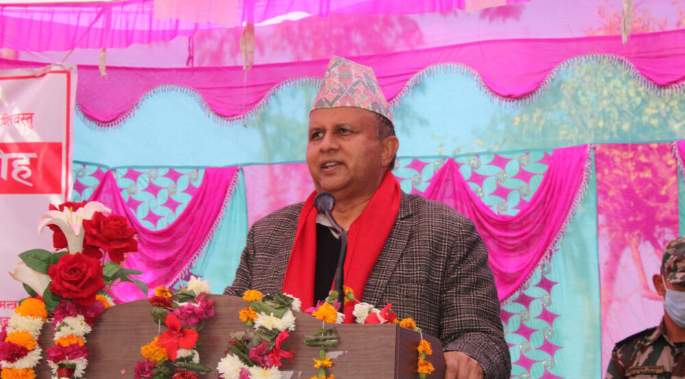 शंकर पोख्रेलको माओवादीलाई प्रश्न, एमालेले चाहेको समाज र माओवादीले चाहेको समाज फरक हो ?