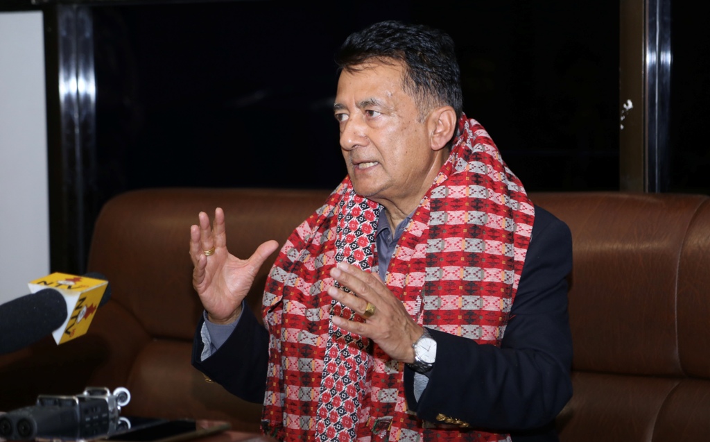 सञ्चार तथा सूचना प्रविधिमन्त्री कार्की स्वदेश फिर्ता