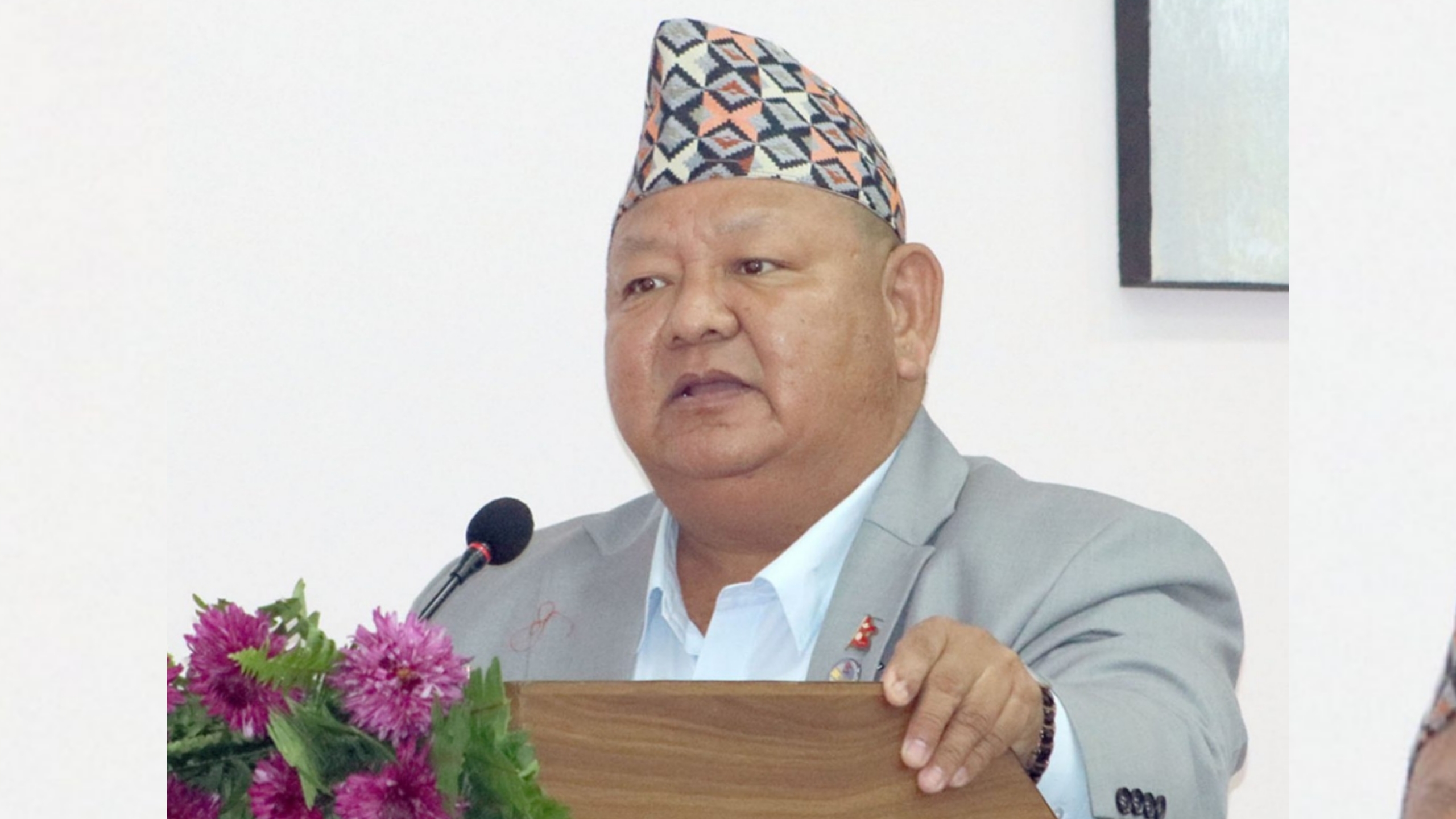 भारत भ्रमणमा जाँदै पर्यटनमन्त्री आले