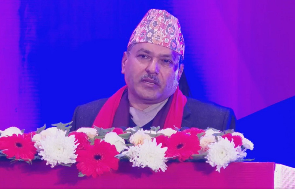 कर्जा नतिरेर आन्दोलन गर्नु वित्तीय अराजकता हो : गभर्नर अधिकारी