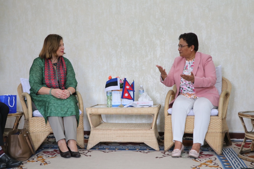 ऊर्जामन्त्री भुसाल र स्टोनियाका राजदूतबीच शिष्टाचार भेट, पर्यटन आवागमनलाई थप प्रवद्र्धन गर्नुपर्नेमा जोड