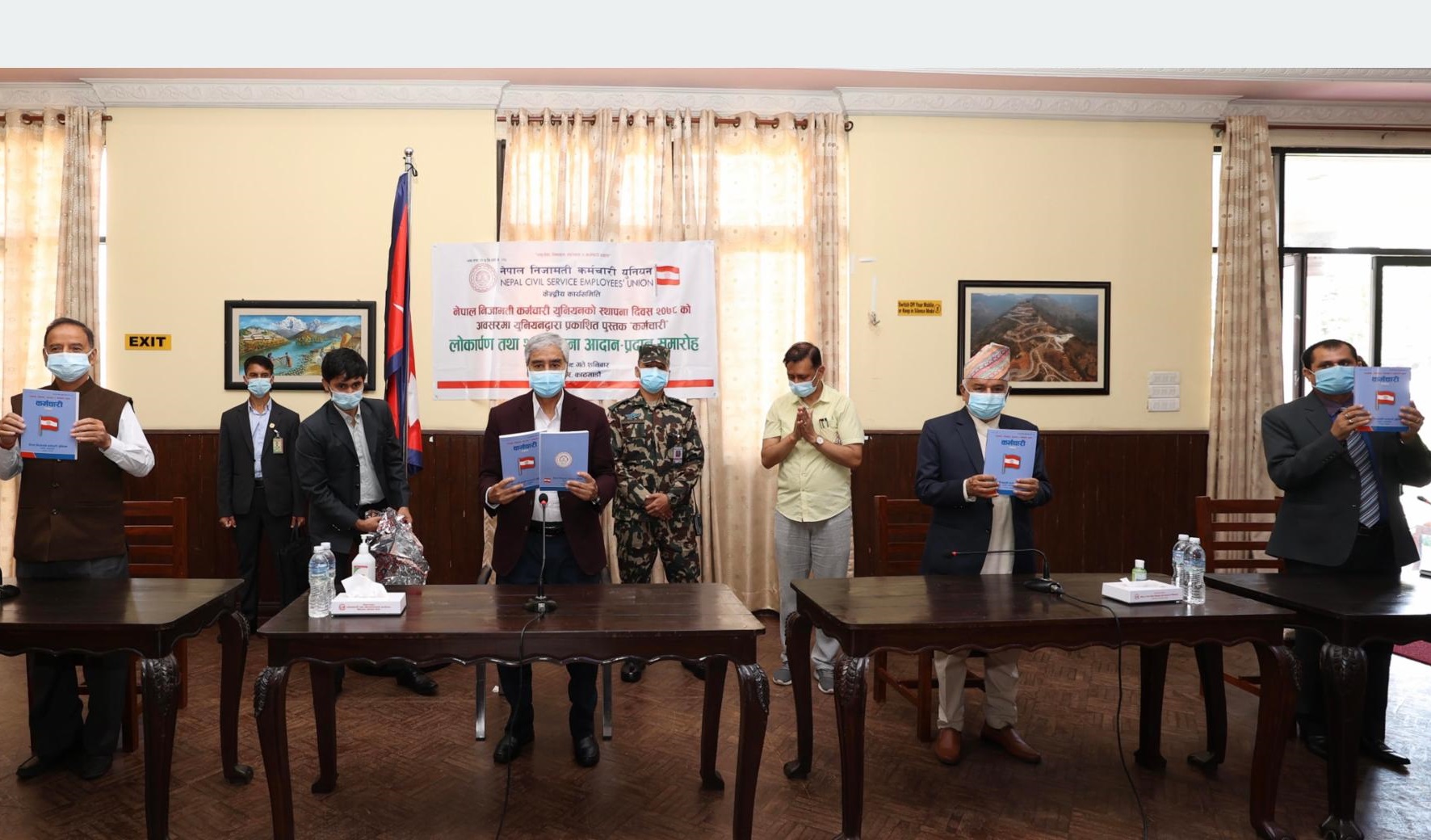 निजामती सेवा ऐनलाई समयसापेक्ष बनाइनेः प्रधानमन्त्री देउवा