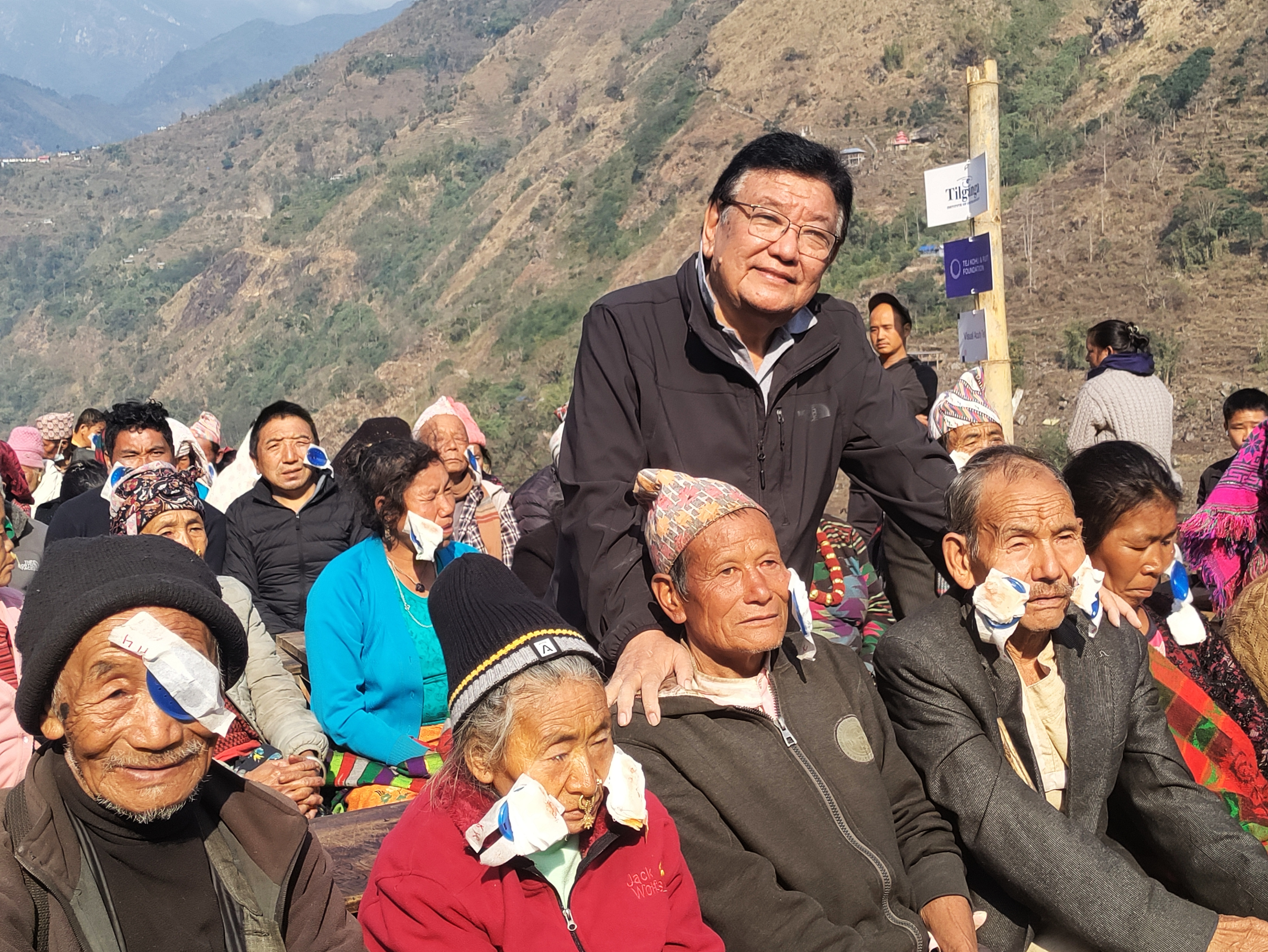 सन्दुक रुइतको नेतृत्वमा दुर्गम गाउँका ७० जना मोतियाविन्दुका बिरामीको शल्यक्रिया