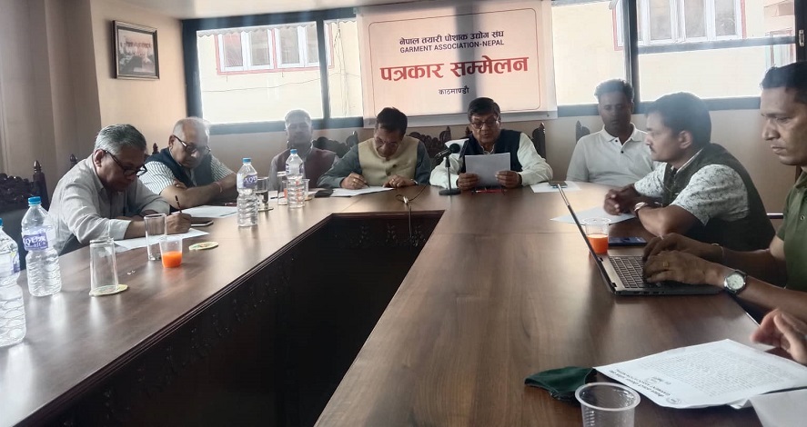  तयारी पोशाक निर्यातमा ९५ प्रतिशतभन्दा बढिले गिरावट,  अनुदान रकम बढाउन तयारी पोशाक संघको माग