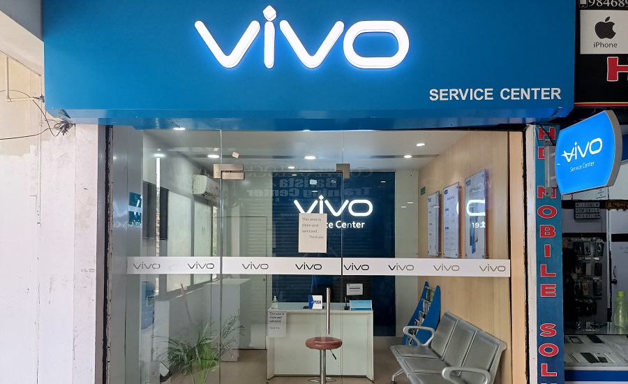 भिभोले ‘भिभो सर्भिस डे’ मनाउँदै