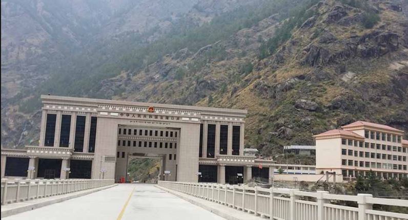 रसुवागढीबाट चिनियाँ सामग्रीको आयात बन्द  हुने