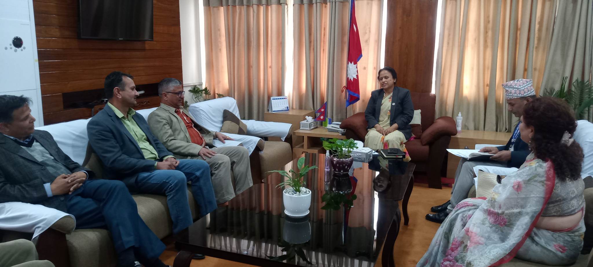 सञ्चार क्षेत्रमा के-के कानून परिवर्तन गर्न बाँकी छ ? यसो भन्छिन् सञ्चार मन्त्री शर्मा