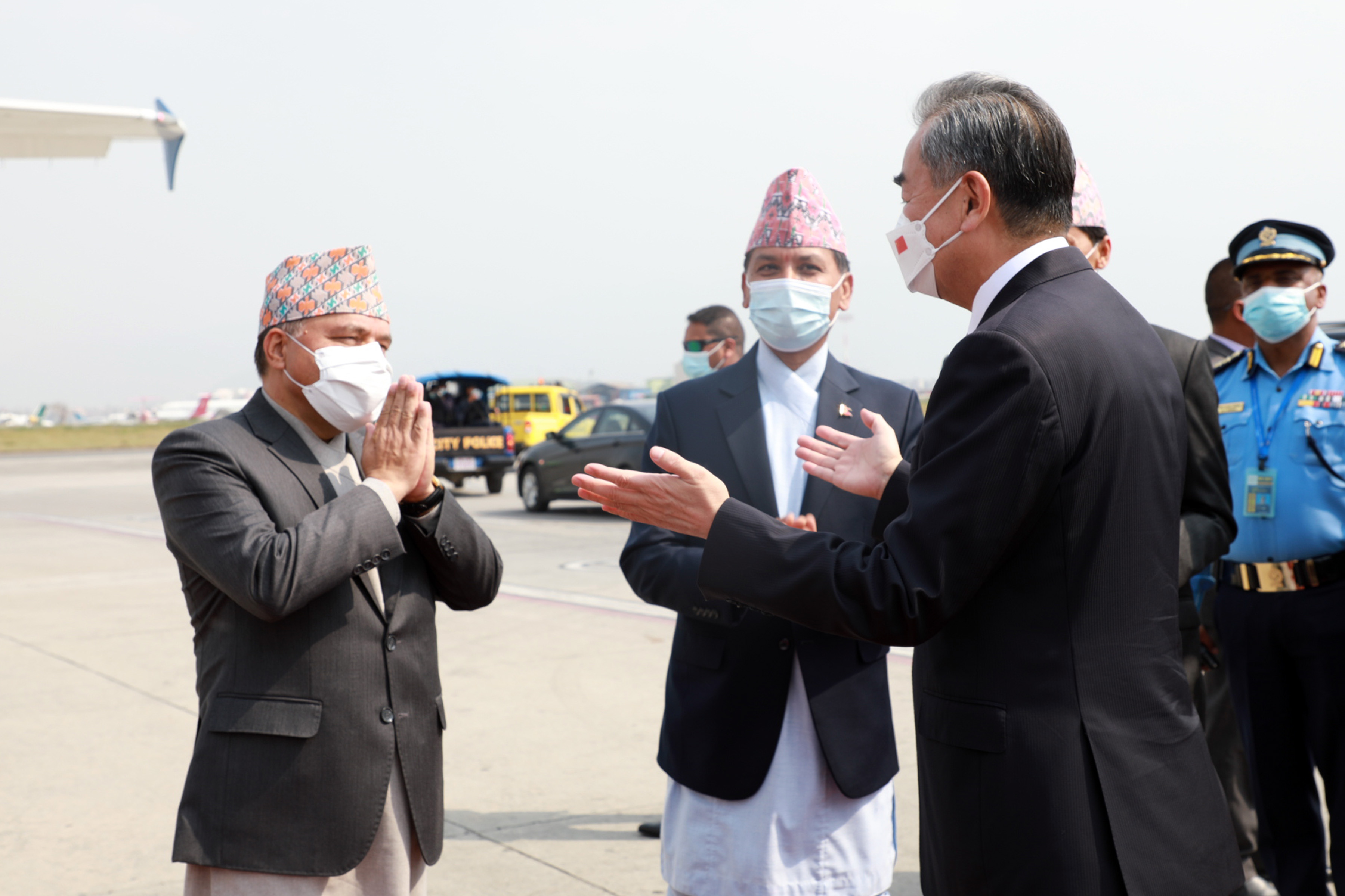 चिनियाँ विदेशमन्त्री वाङ स्वदेश प्रस्थान