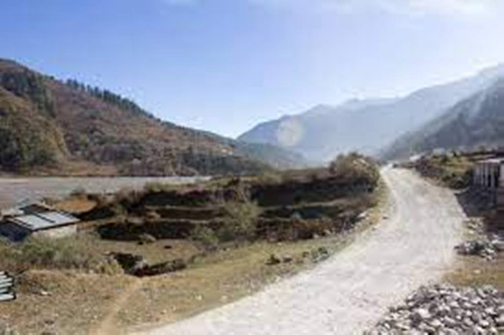 बेनी–जोमसोम जाँदै हुनुहुन्छ : समय ख्याल नगरे ६ घण्टा रोकिनुपर्छ 