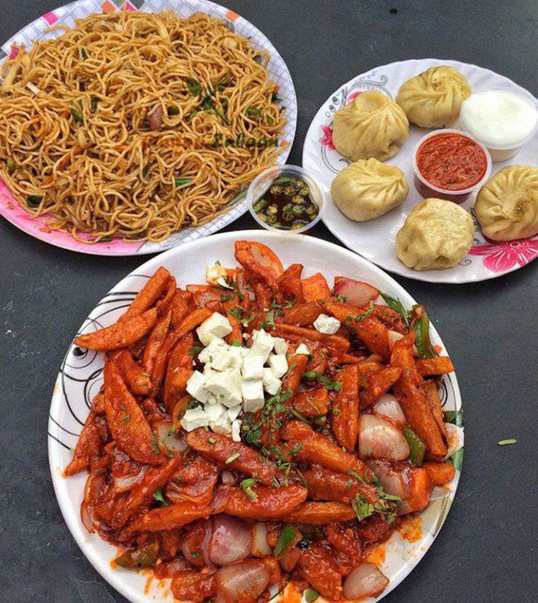 रेष्टुराँ व्यवसायीले मूल्य बढाए