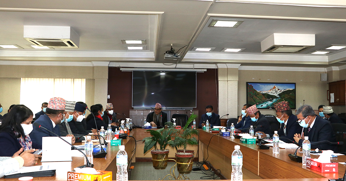 पुँजीगत खर्च गर्न सचिवहरुलाई अर्थमन्त्री शर्माको निर्देशन 