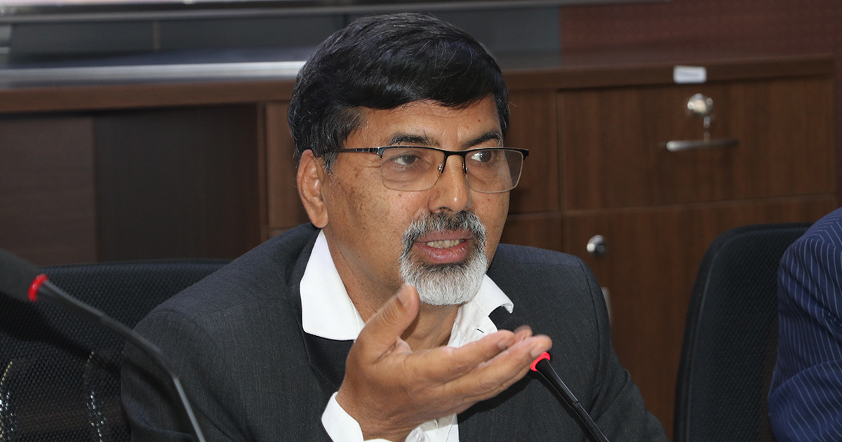 बजेटमा राख्ने मुख्य योजना सात दिन भित्र पेश गर्न अर्थमन्त्री शर्माको निर्देशन