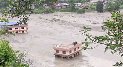 खोला नियन्त्रणका लागि गरिएको करोडौँ लगानी फेरि खोलामै