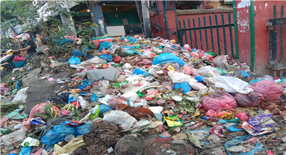 फोरहका कारण कालिमाटीको मुख्य प्रवेशद्वार नै बन्द, फोहर लिन नआएको दुई महिना भयो 